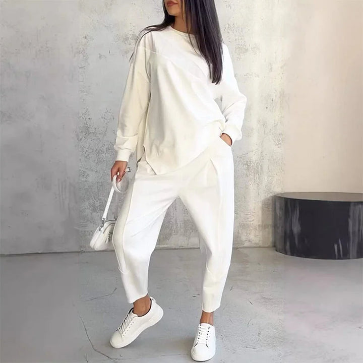 Velea - Casual Long Sleeve Sweatshirt and Jogger Set