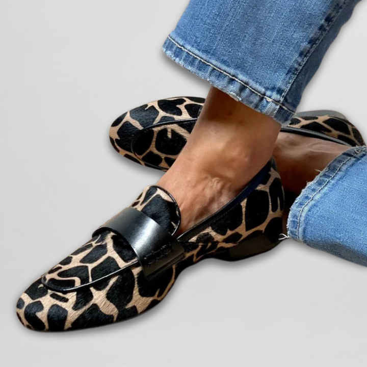 Estefania - Stylish Giraffe Print Loafers