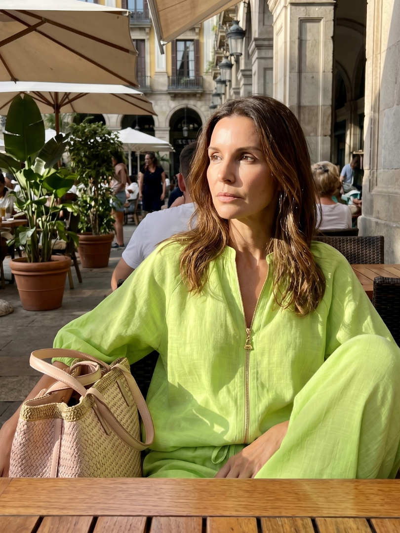 Sharina - Zip-up Blouse And Wide-Leg Pant Set