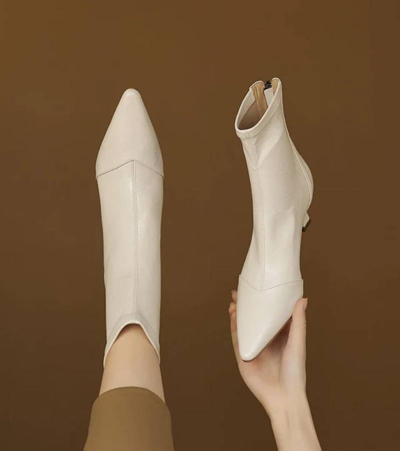 Sanduni - Leather Ankle Boot With Mid-Heel