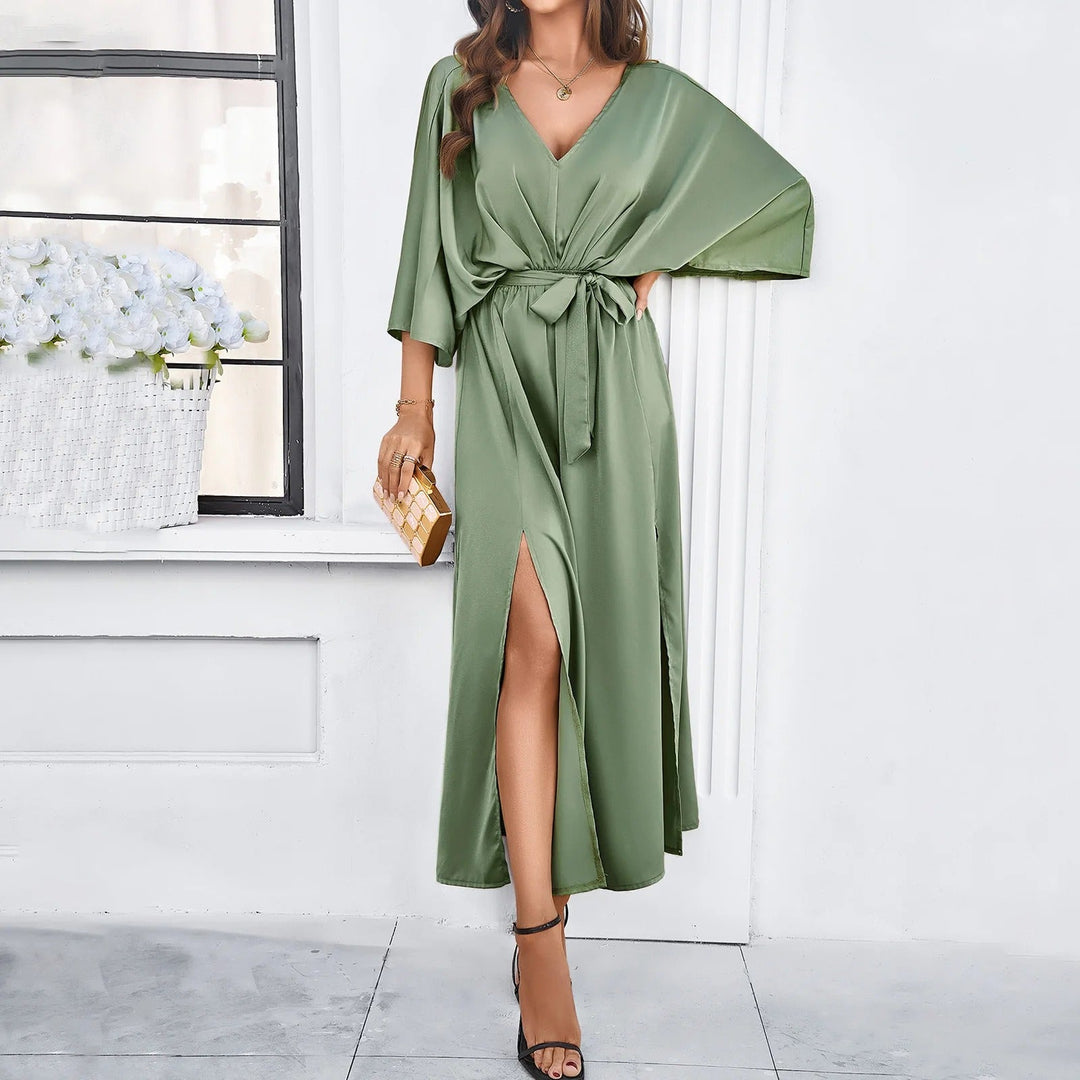 Madleen - Maxi Dress with V-Neck