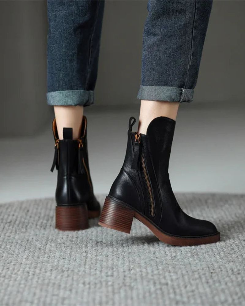 Neriina - Square Heel Leather Boot