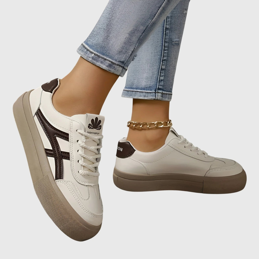 Nimbusgrip - Sneakers With Lace-Up Closure and Contrast Stripes