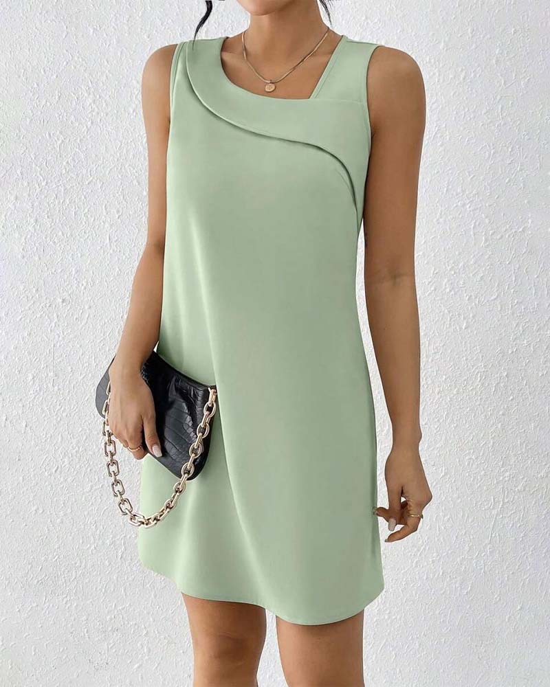 Ayna - Sleeveless Dress with Asymmetrical Collar