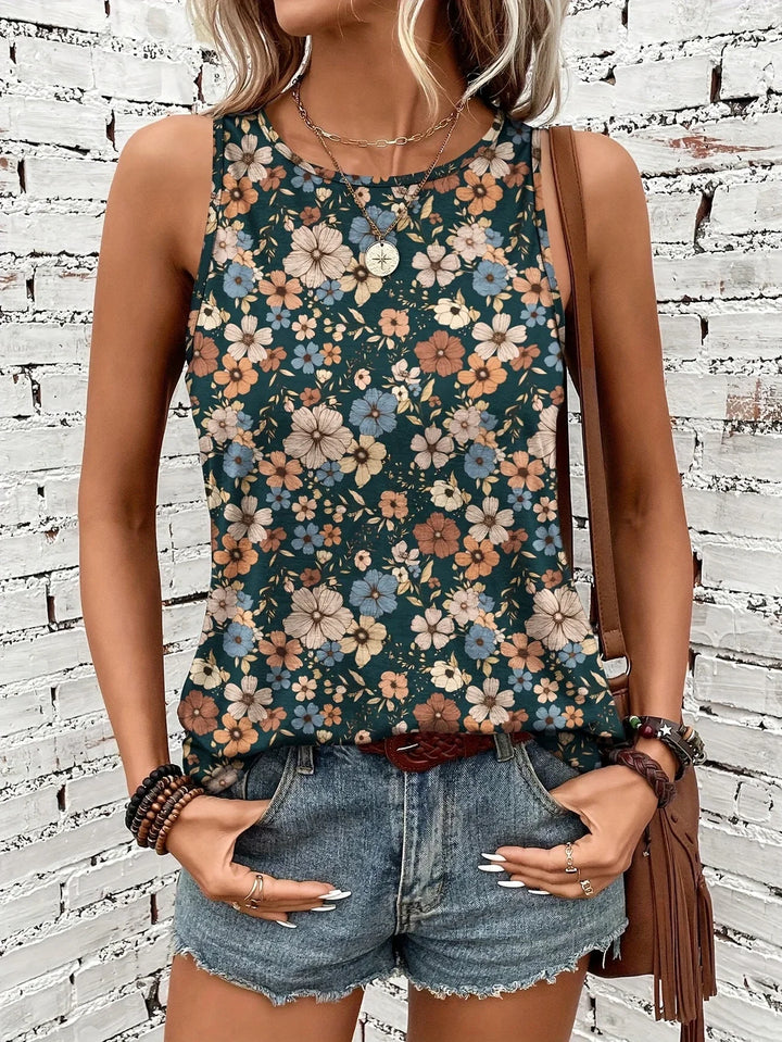 Lilou - Casual Summer Top With Floral Print