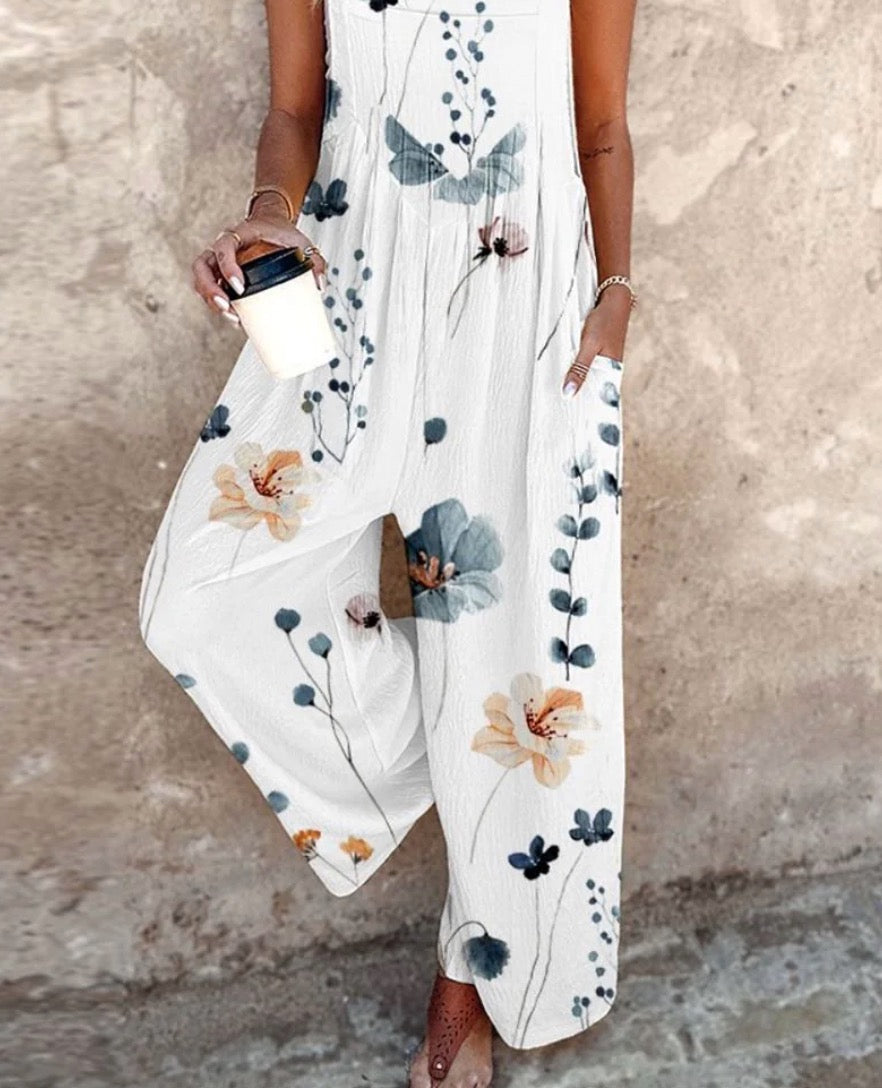 Nerys - Stylish Sleeveless And Floral Print Jumpsuit