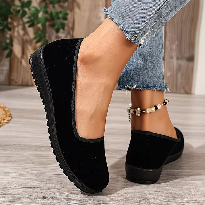 Sumaiya - Lightweight Orthopedic Slip-on Sneaker