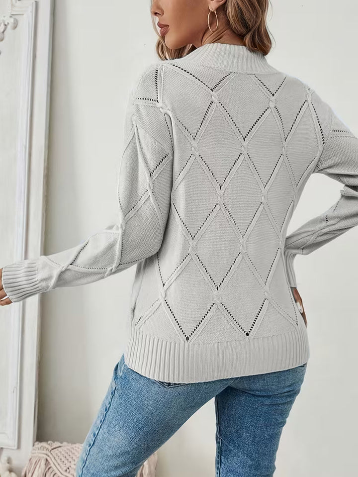Sireanicia - Round Neck Knitted Sweater