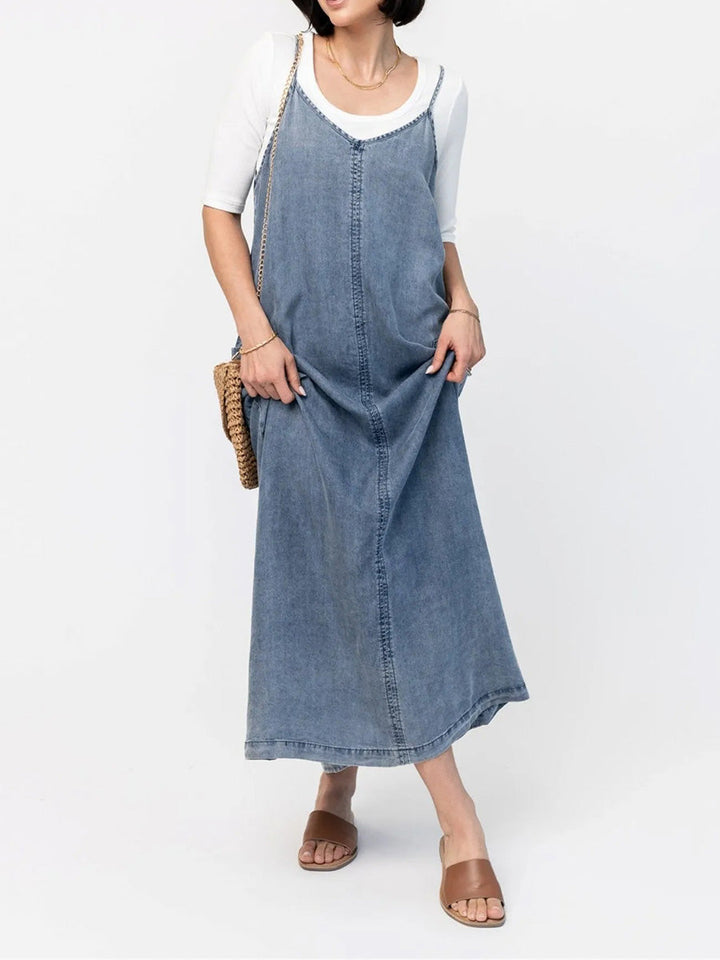 Éricaa - Loose Fit Denim Maxi Dress