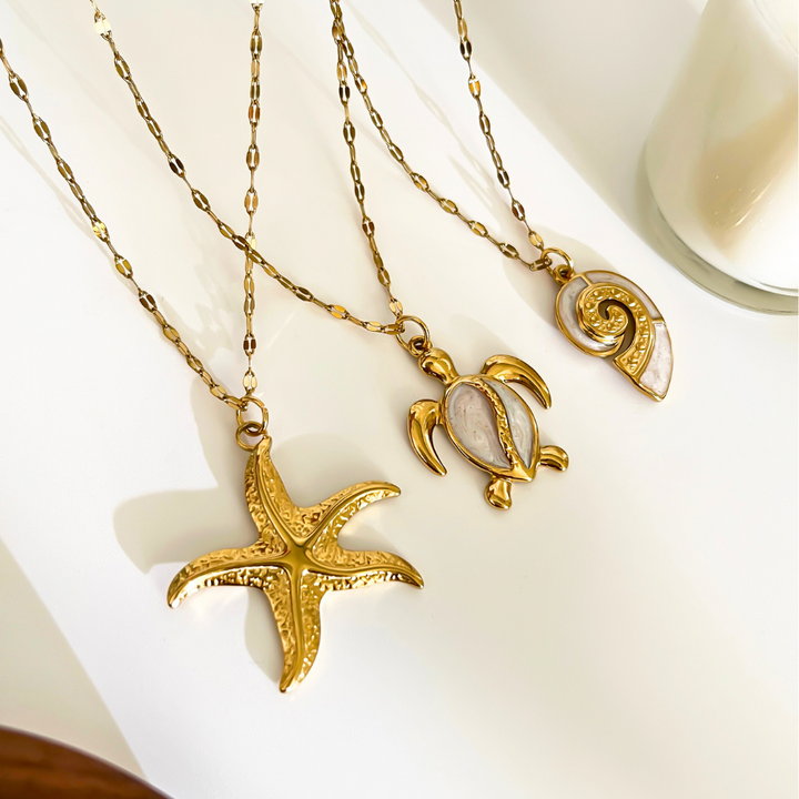 Eylin - Golden Tide Pendant Set