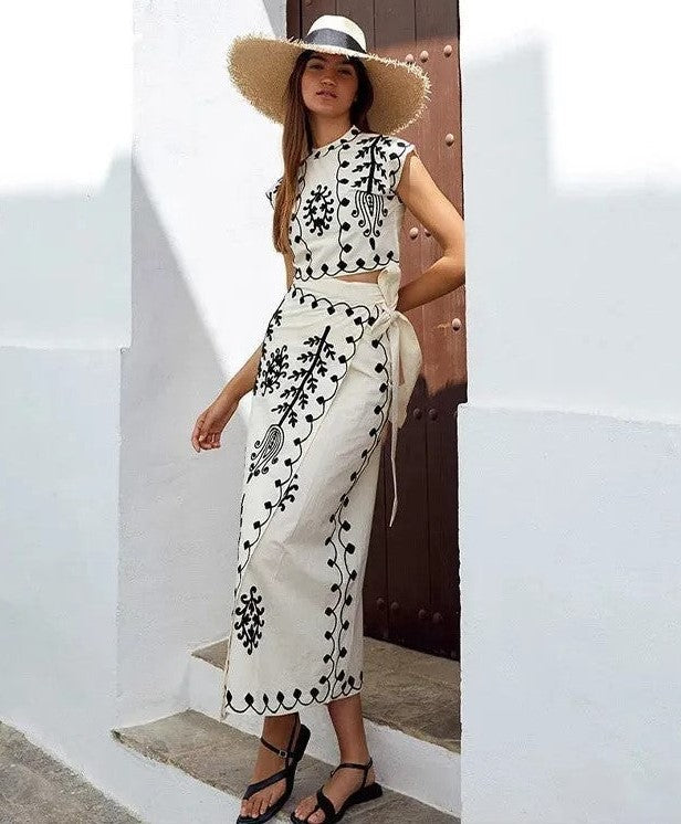 Charitini - Elegant Sleeveless Top And Flowing Skirt Set