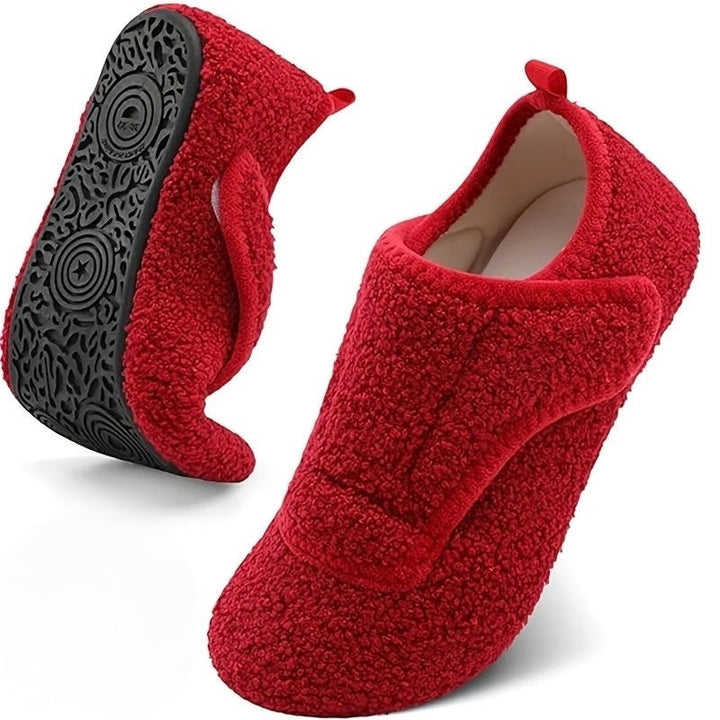 Renaana - Lightweight Wide Slipper With Rubber Sole