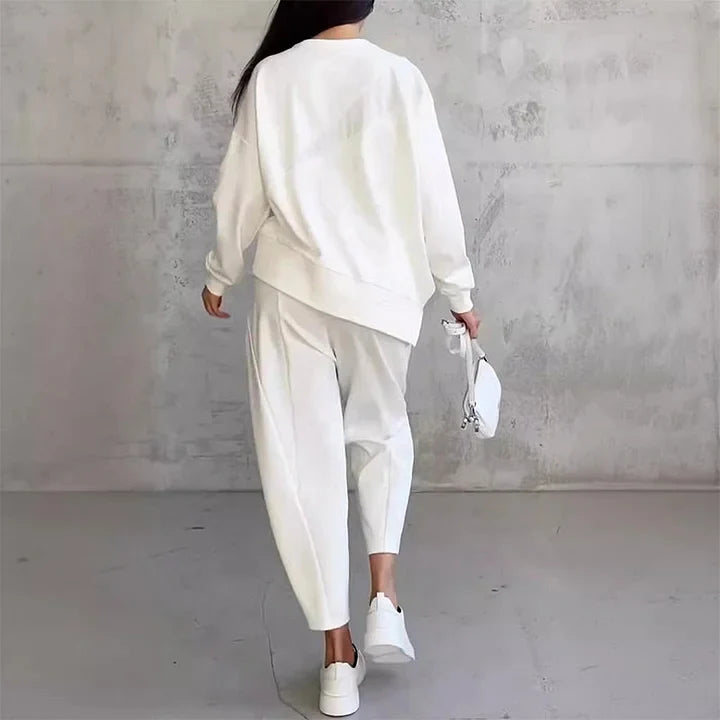 Velea - Casual Long Sleeve Sweatshirt and Jogger Set