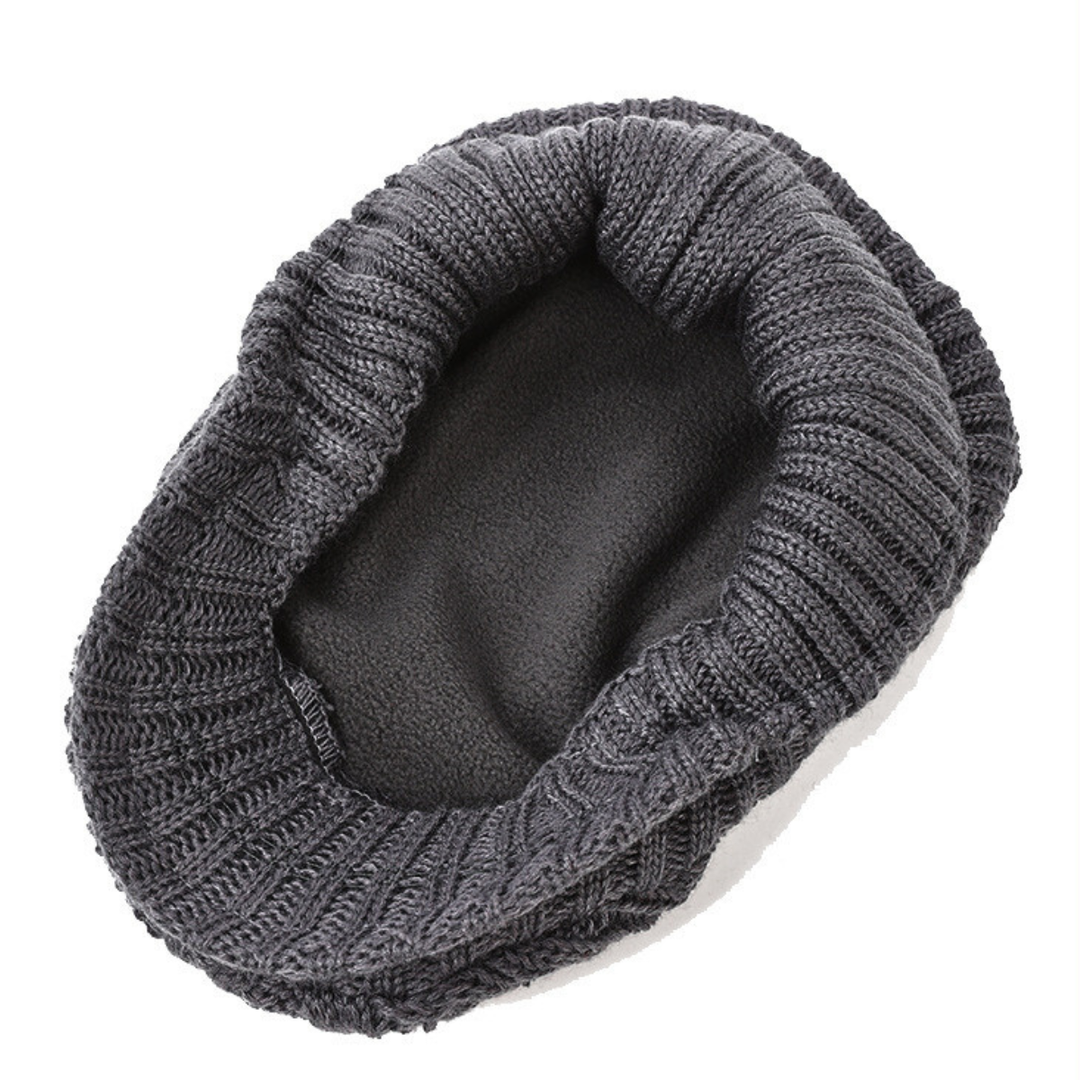 Rubyn - Textured Knit Flat Cap