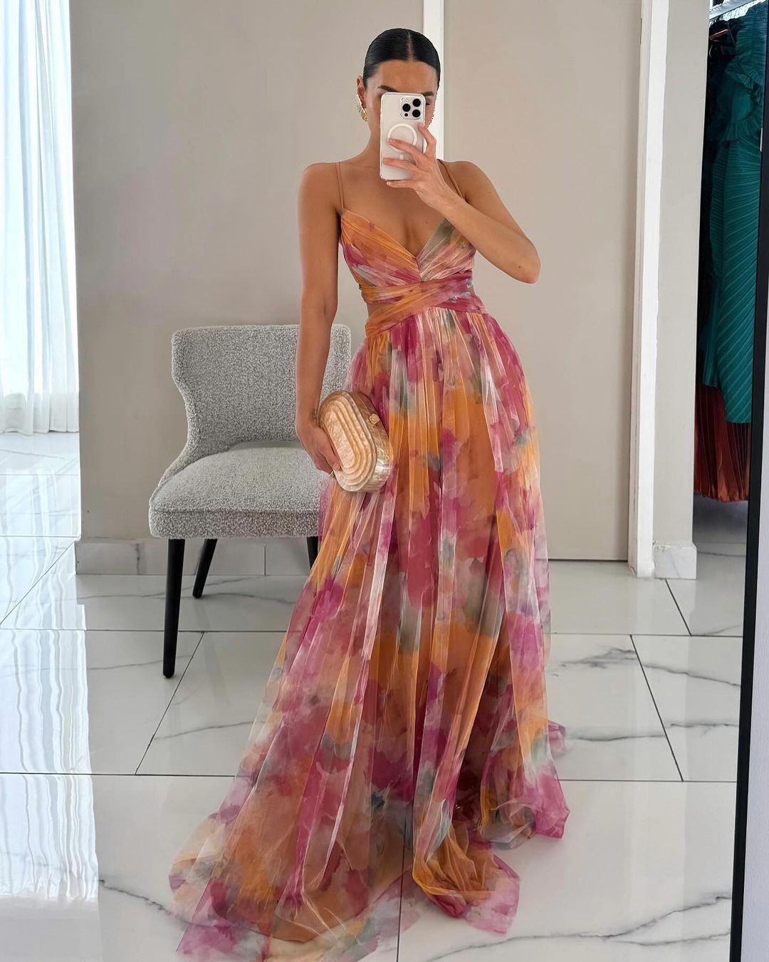 Guoda - Enchanting Floral Print Maxi Dress