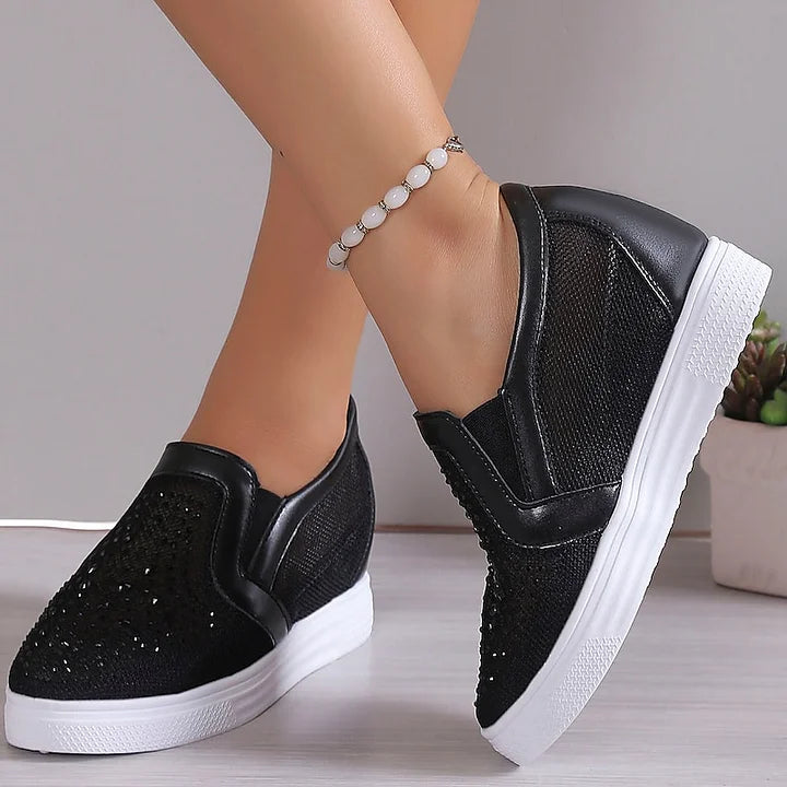 Romila - Elegant Non-Slip Sneaker