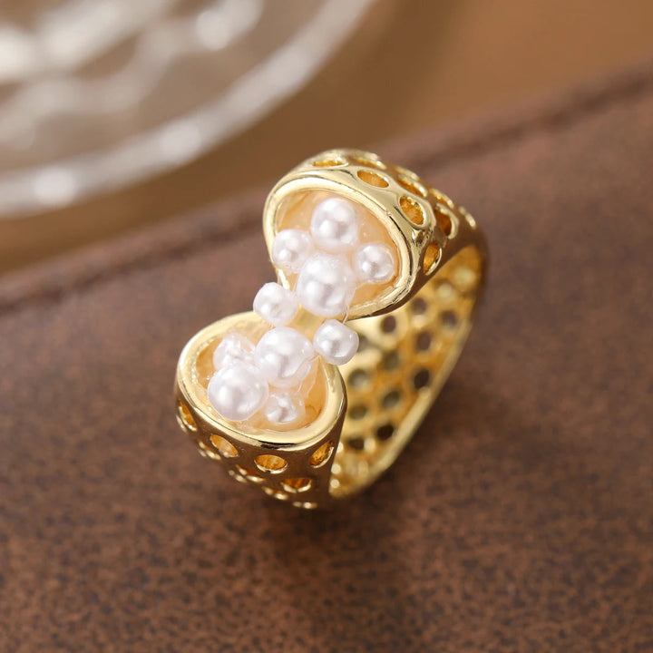 Velmira - Sculptural Pearl Wrap Ring