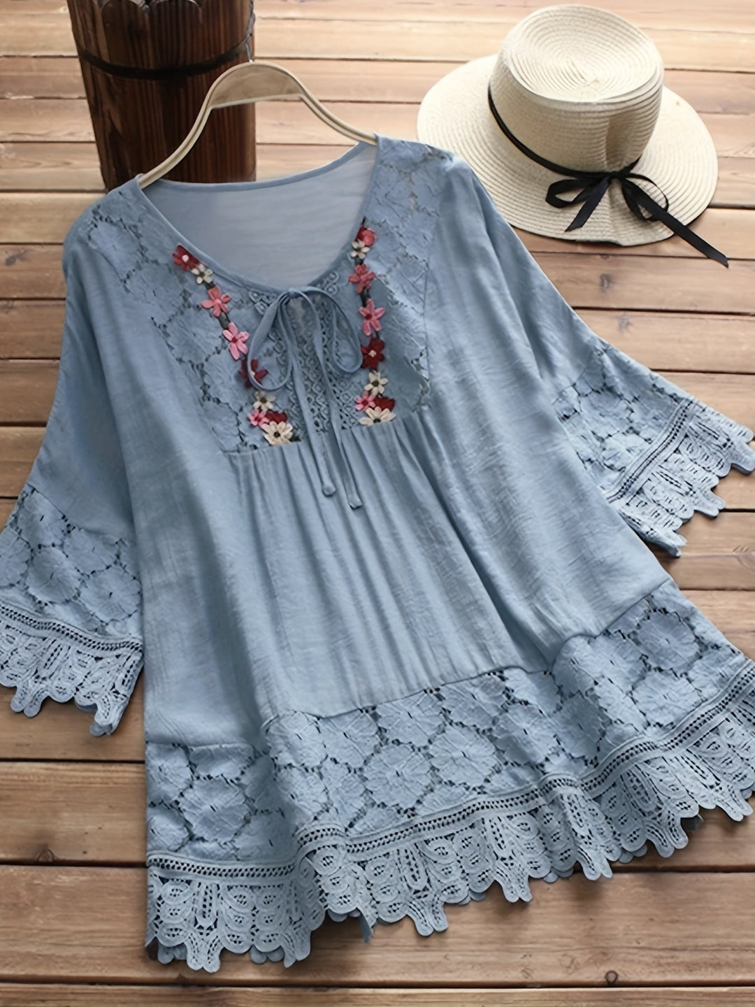 Esmeralda - Elegance Lace Blouse