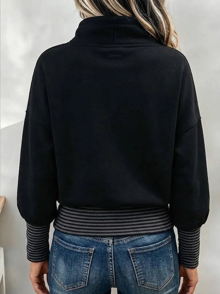 Lucreira - Stand-Collar Drawstring Sweatshirt