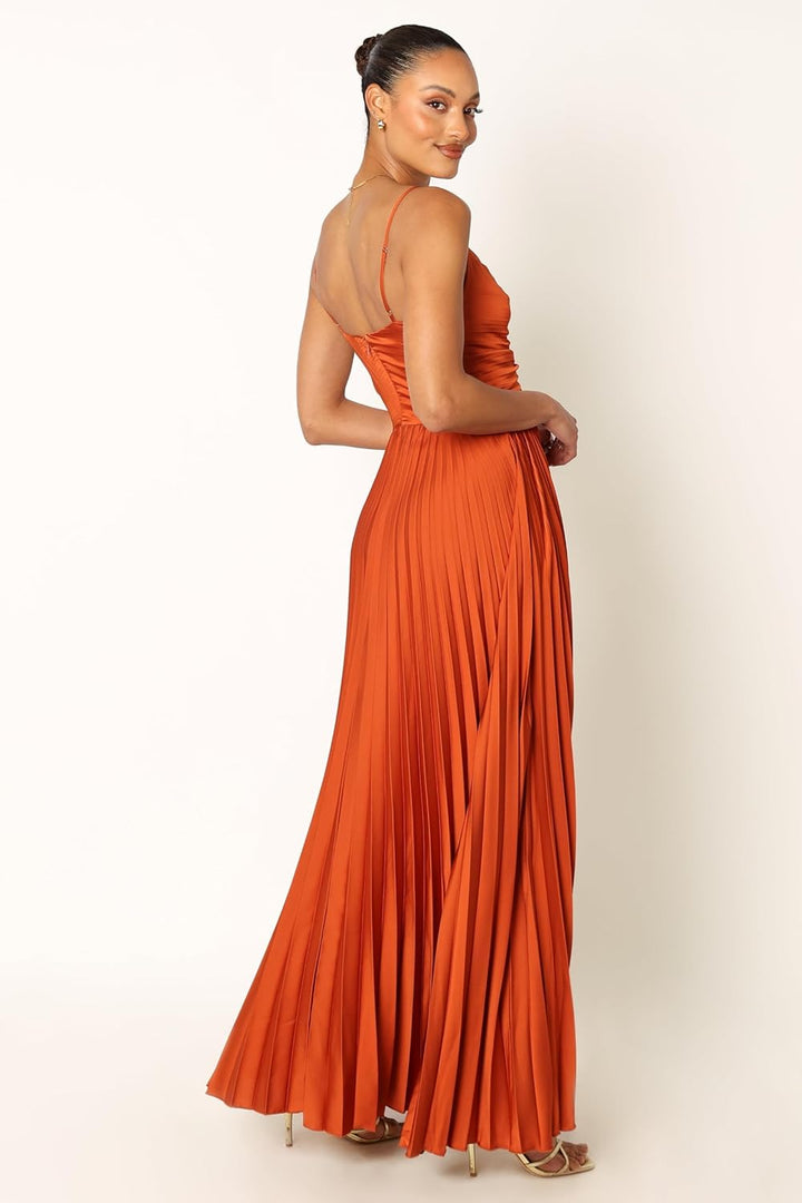 Masano - Elegant Pleated Dress