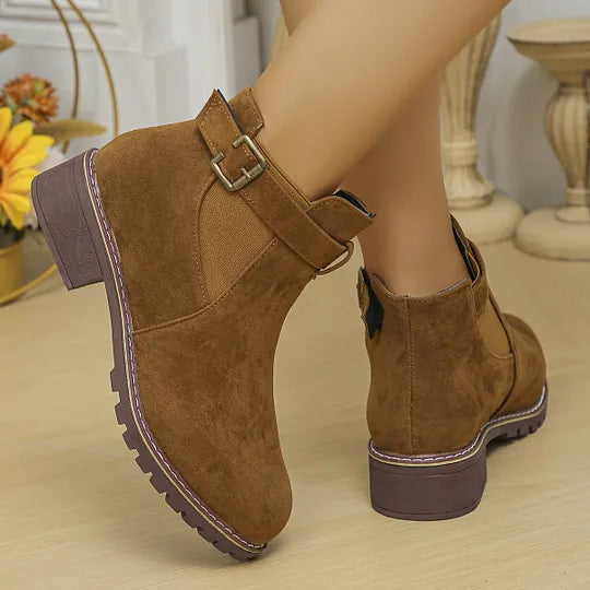Milea - Ankle Boots With Decorative Buckle