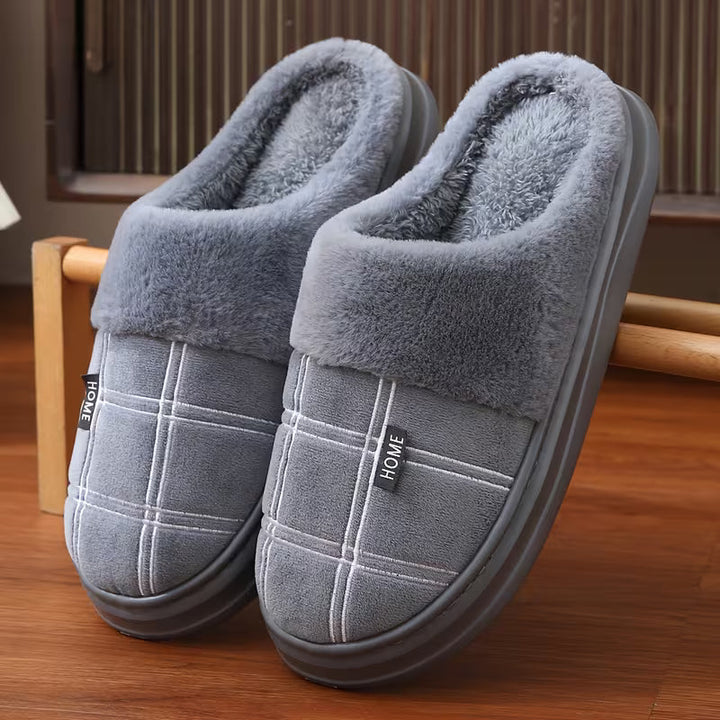 Wioviotrace - Plush Slippers With Checkered Pattern