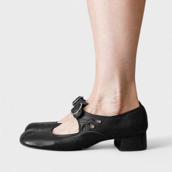 Lois - Single Buckle Shoes