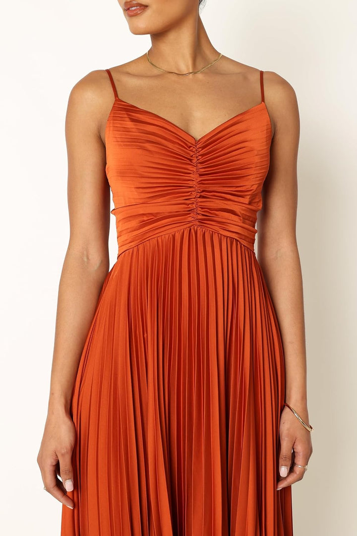 Masano - Elegant Pleated Dress