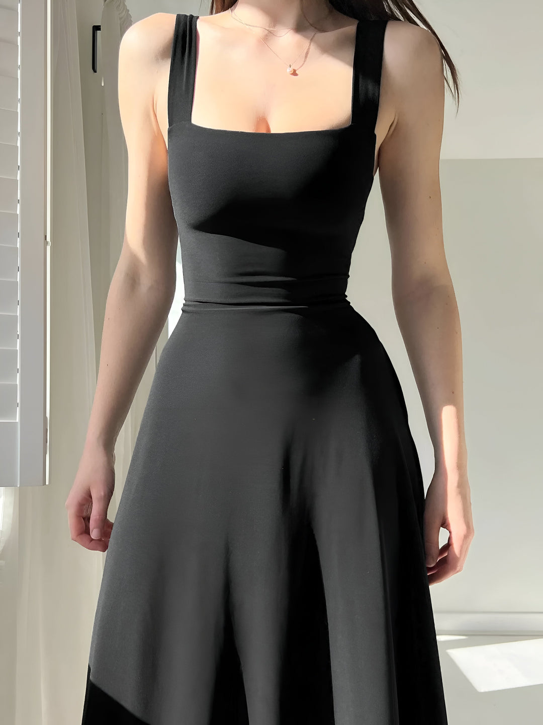 Jasmini - Midi Dress