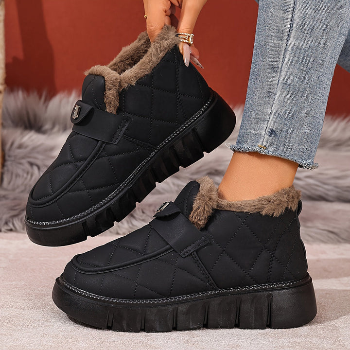 Lauronys - Shoes With Quilted Uppers and Plush Lining