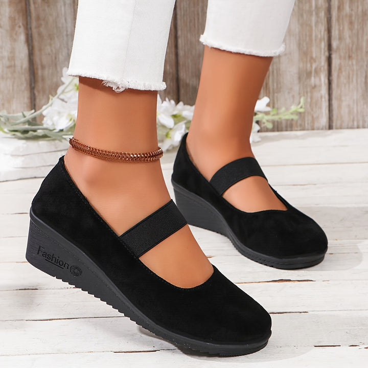Amelia - Elegant Single Strap Shoes