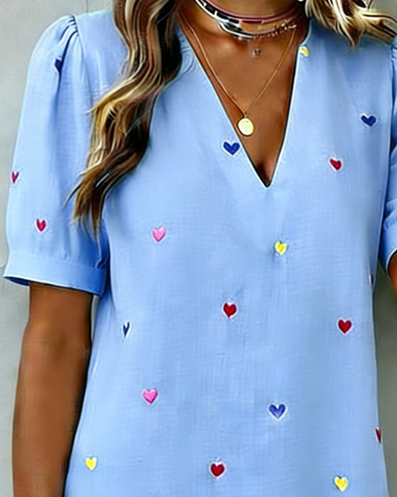 Steinunn - Colorful Dress With Heart Print And V-Neck
