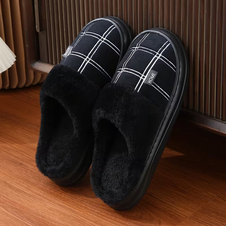 Wioviotrace - Plush Slippers With Checkered Pattern