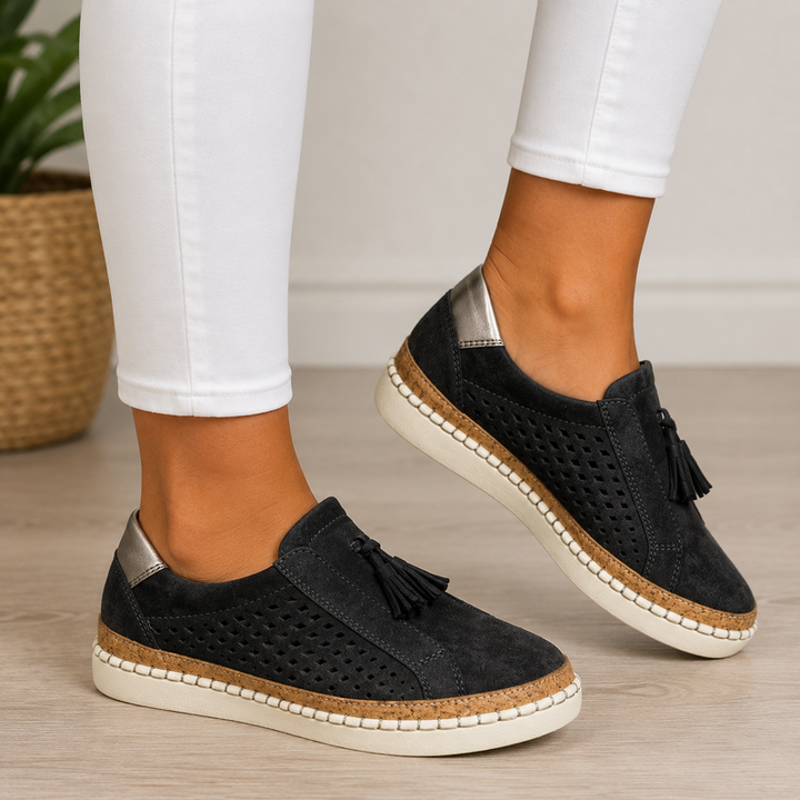 Neriana - Perforated Tassel Slip-On Platform Loafers