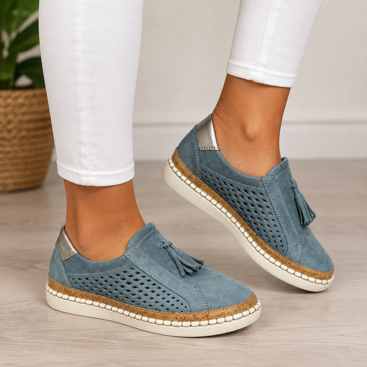 Neriana - Perforated Tassel Slip-On Platform Loafers