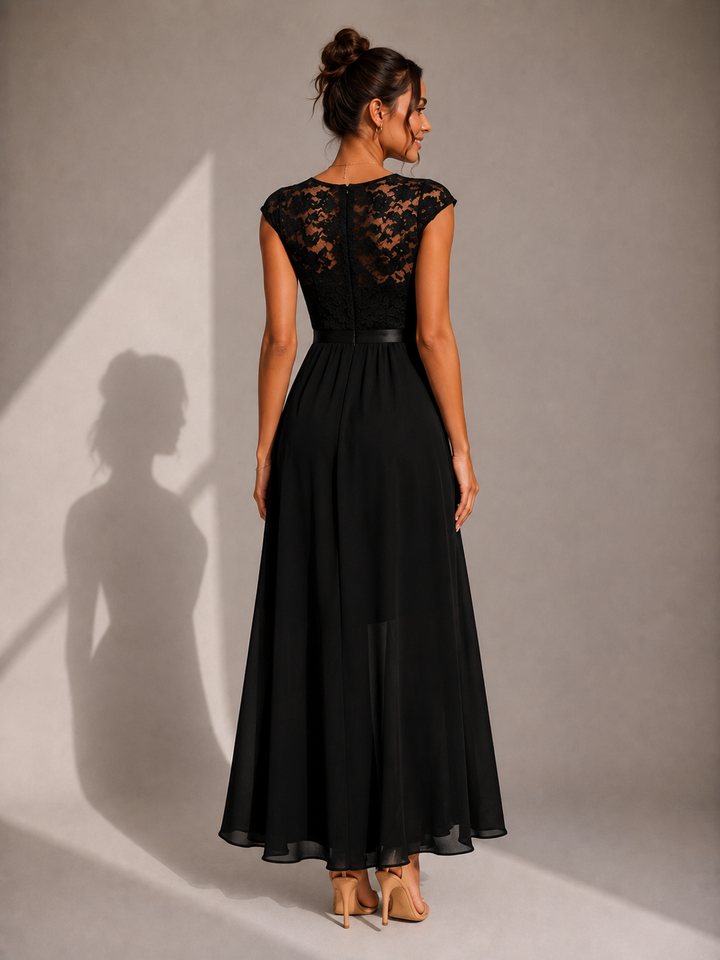 Yoanna - Stylish Lace-Up Maxi Dress With Ruffles