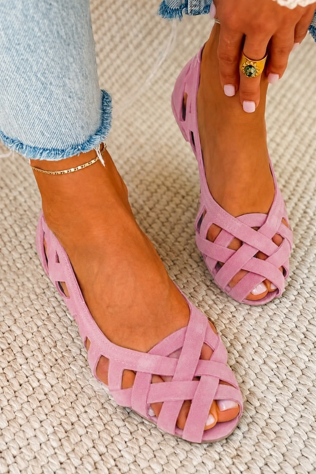 Darsy - Cross Straps Sandals