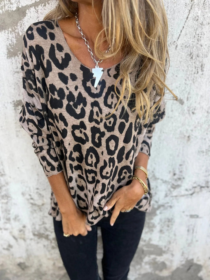 Swantje - Round Neck Leopard Print Blouse