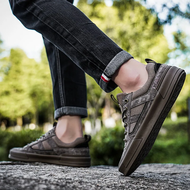 Deller - Casual Leather Sneakers