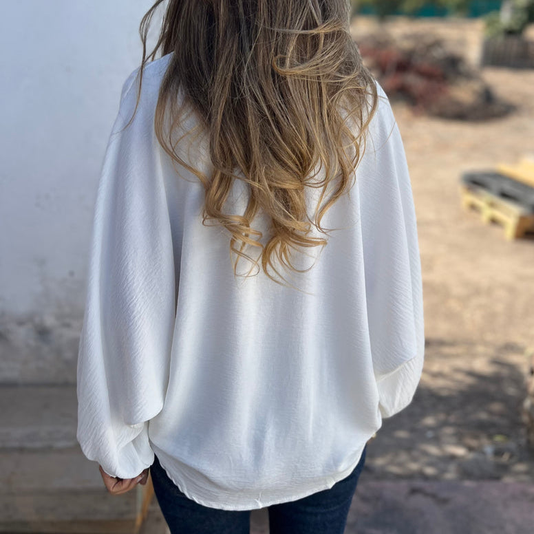 Leilani - Elegant Oversized Blouse