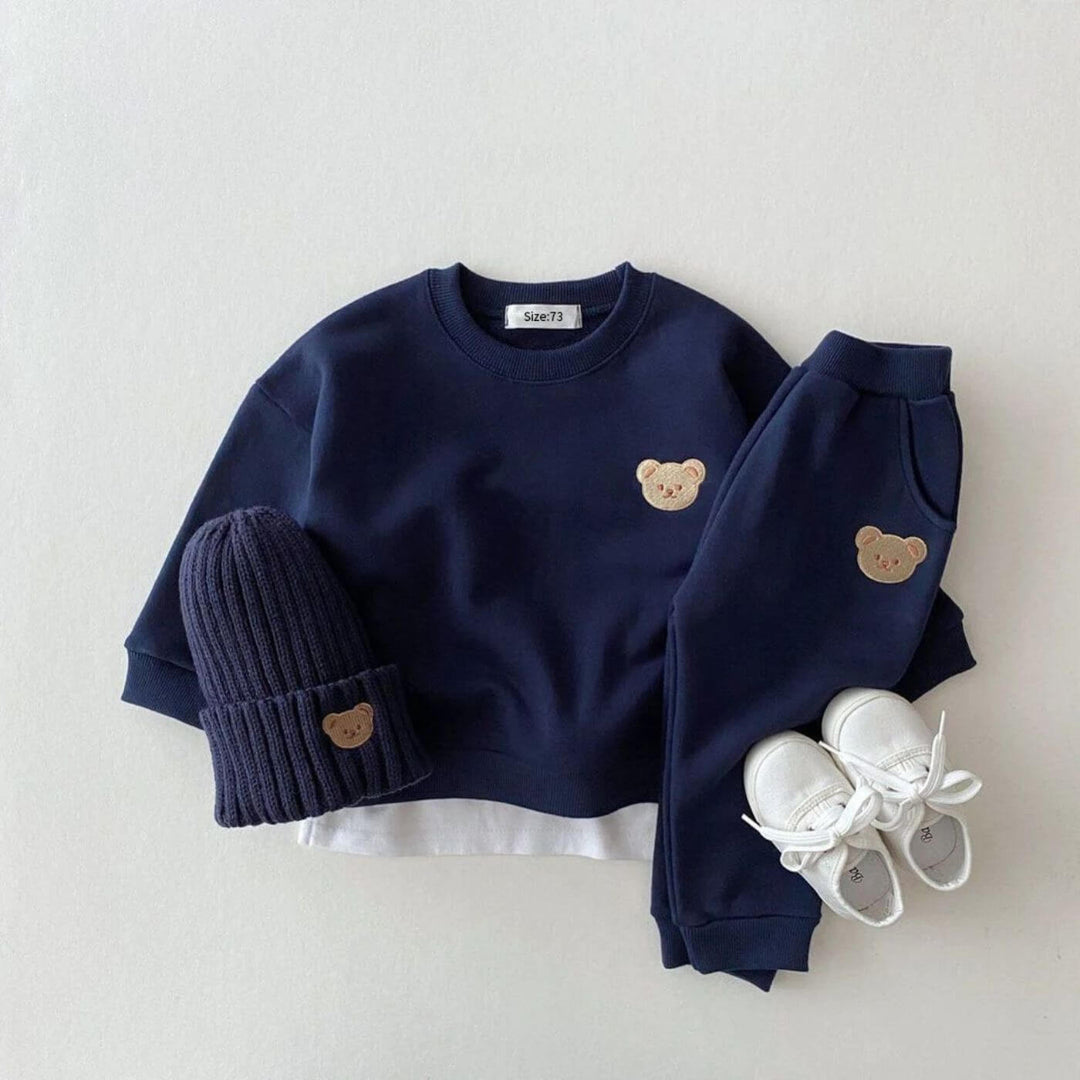 Naiara - Stylish Bear Print Clothes Set
