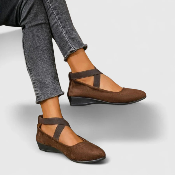 Geneine – Orthopedic Cross-Strap Shoes