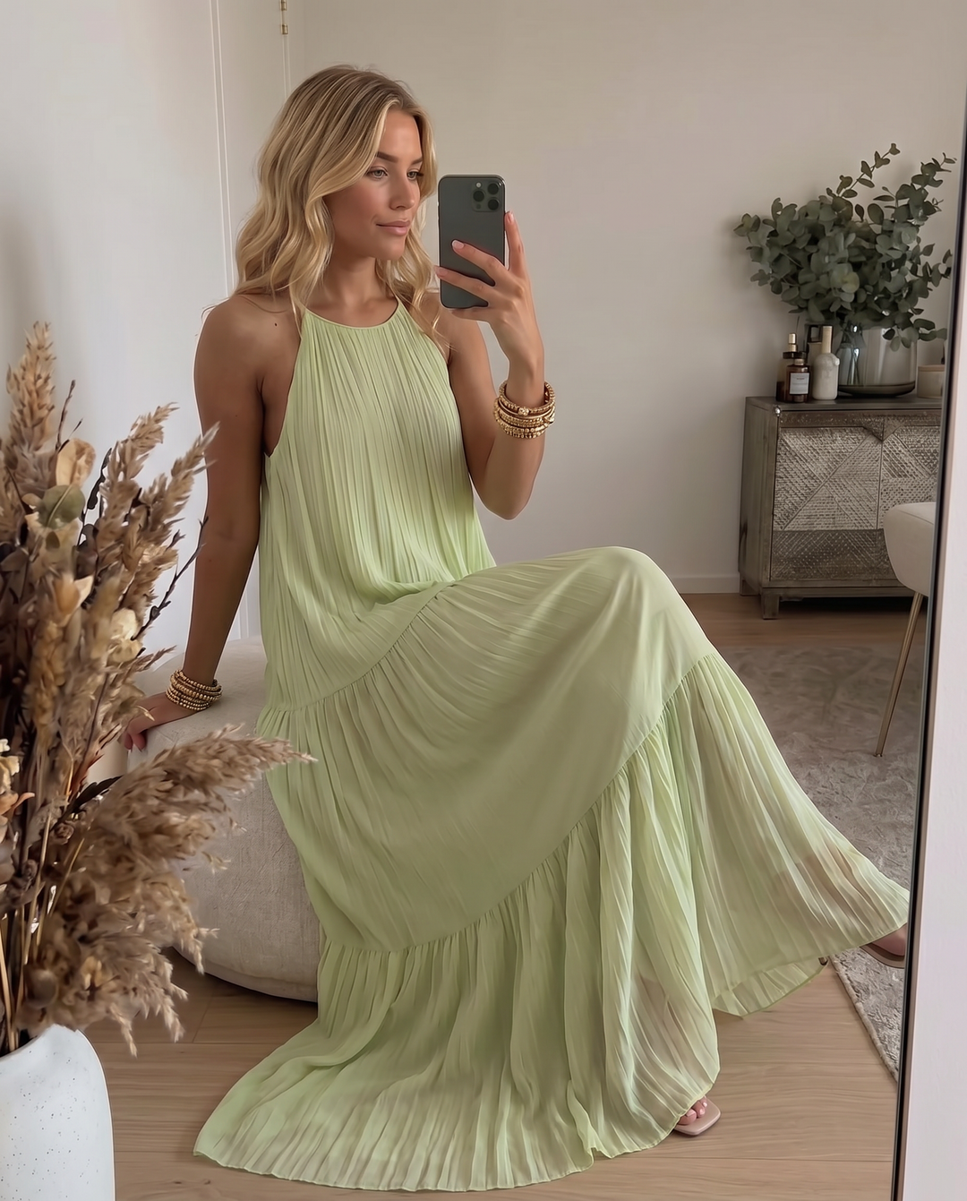 Frazier - Sleeveless Pleated Maxi Dress