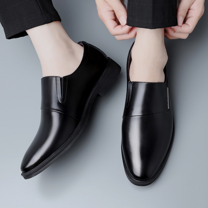 Hader - Leather Loafers With Pointed Toe