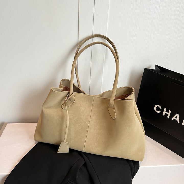 Umaiza - Fashionable Faux Suede Shoulder Bag