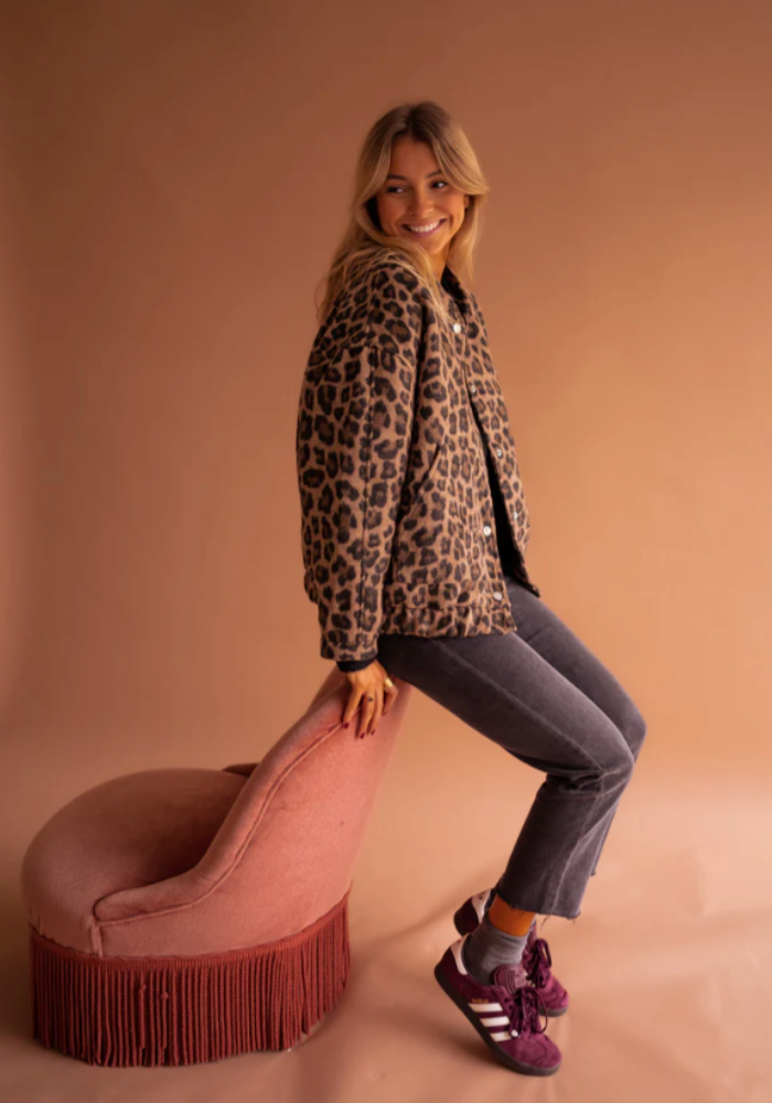 Fairuza - Button-Up Leopard Jacket