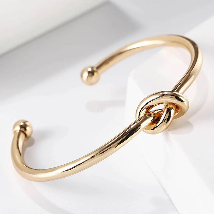 Elin – Signature Knot Bangle