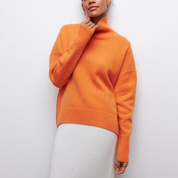 Safira - Warm and Fashionable Turtleneck Sweater