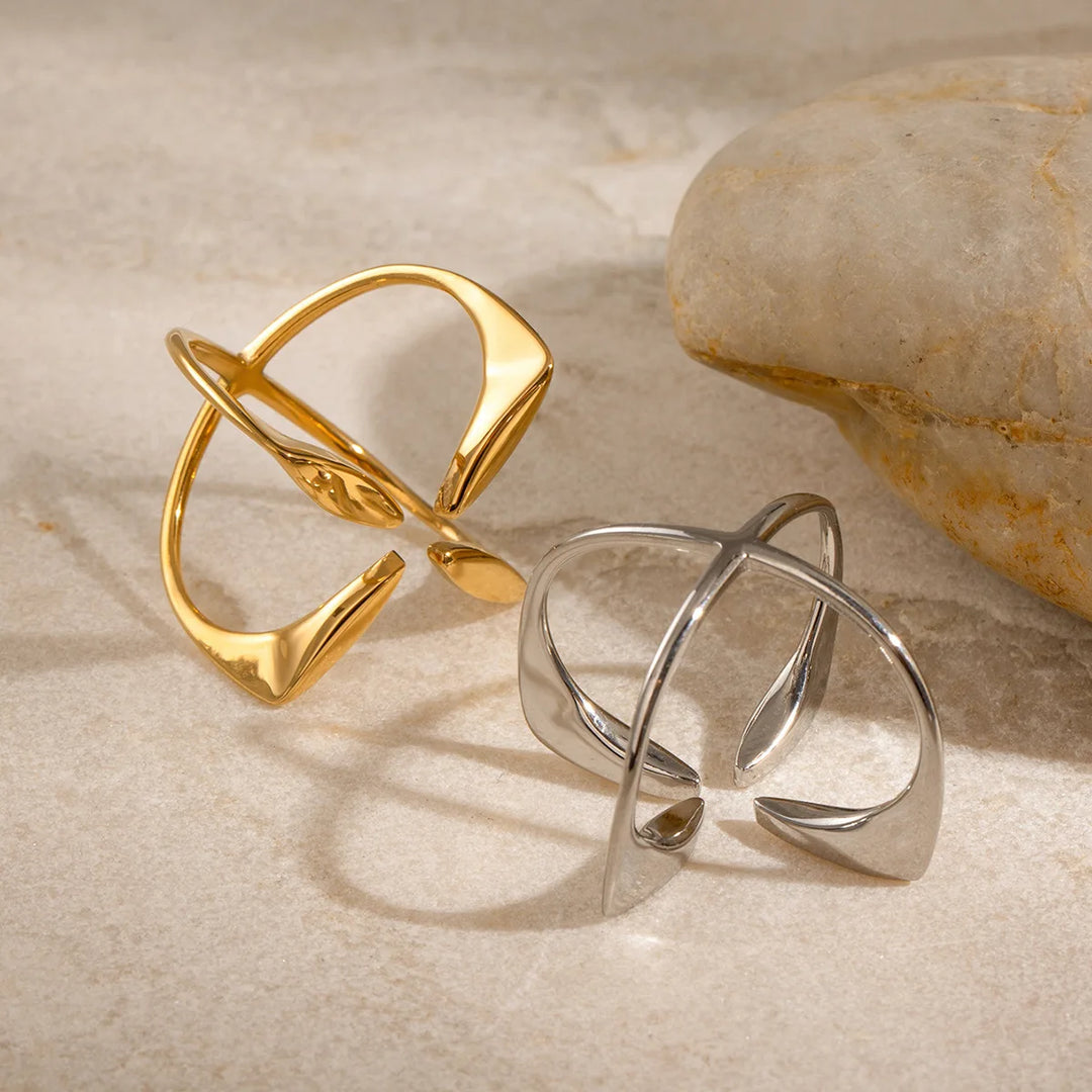 Gerti  - Four Points Sterling Silver Ring