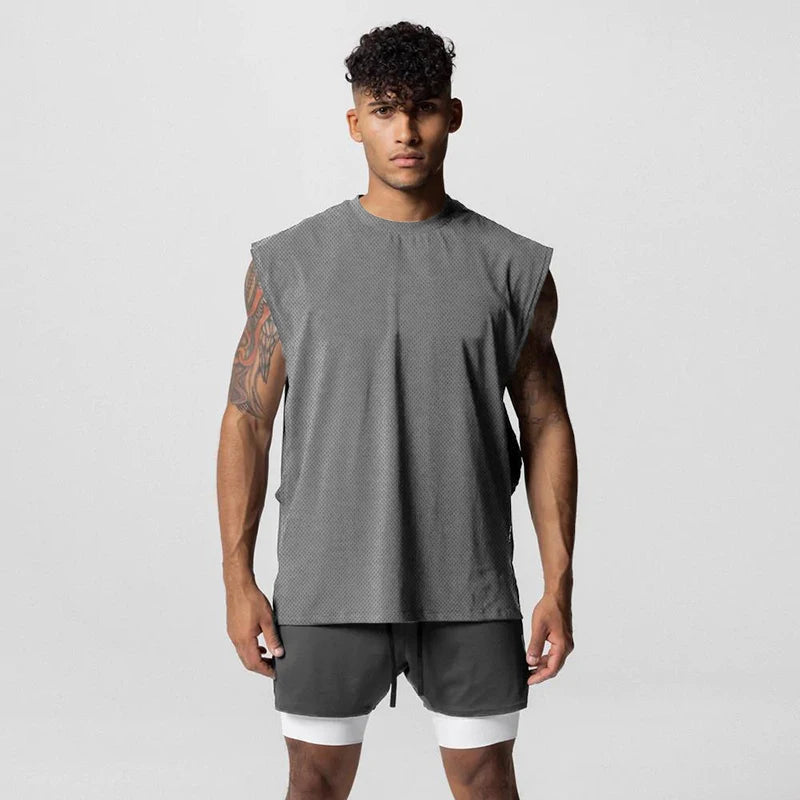 Julius - Round Neck Vest With Open Side